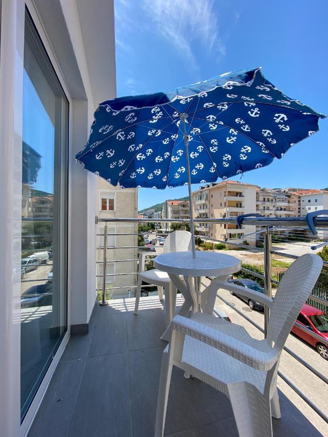 Apartments Monika ブドヴァ エクステリア 写真