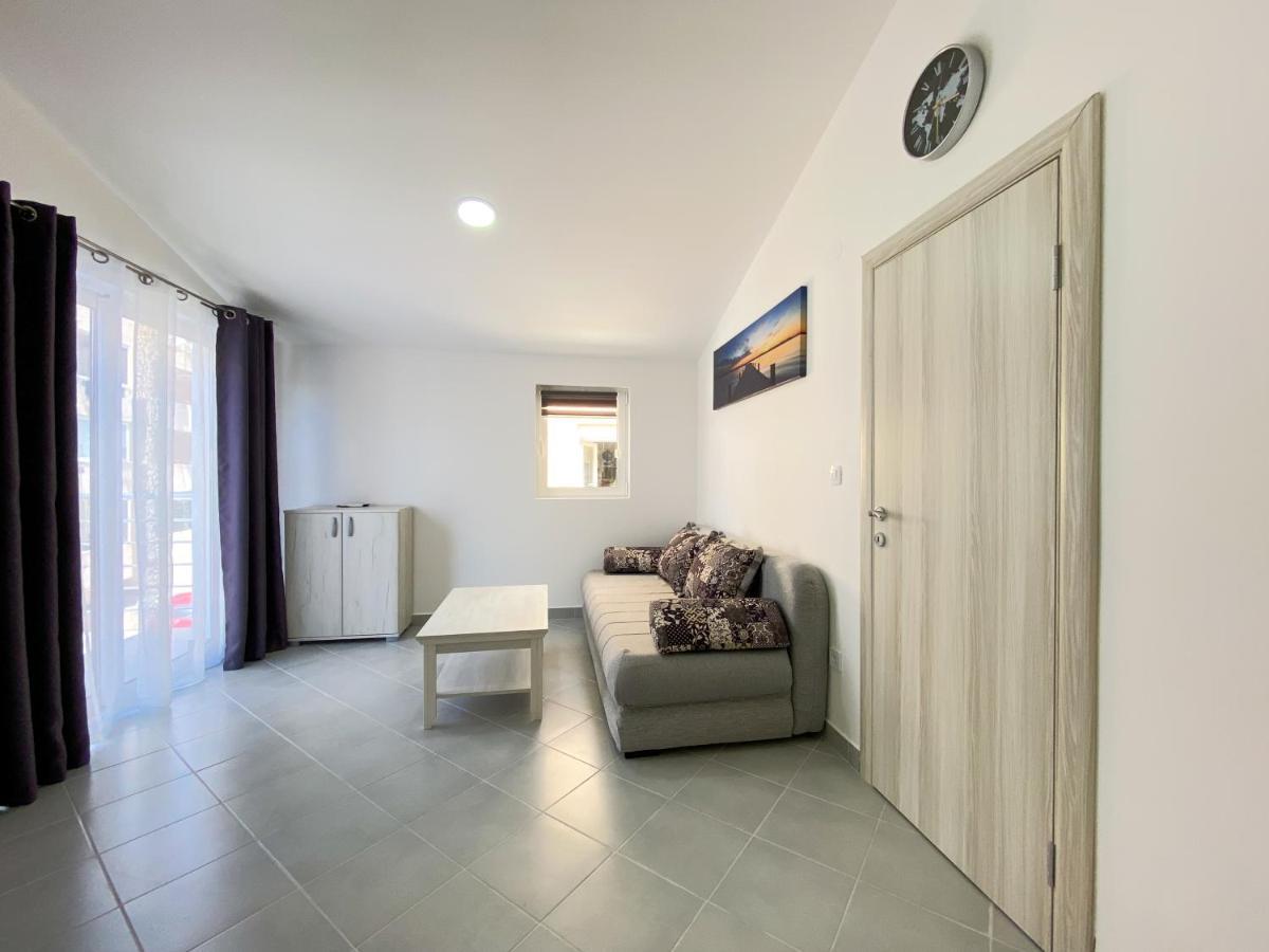 Apartments Monika ブドヴァ エクステリア 写真